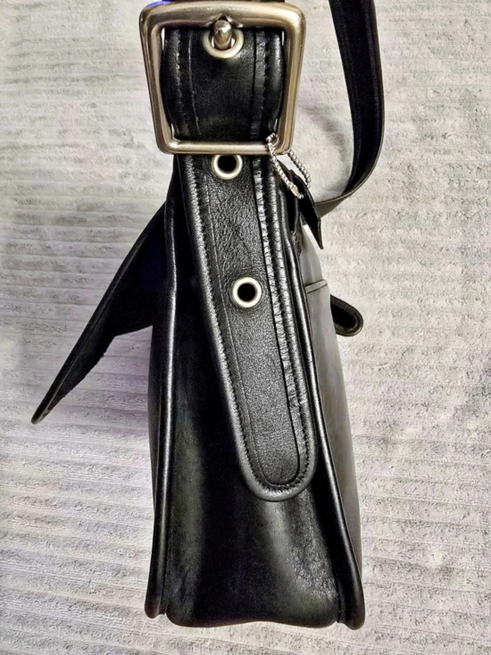 Vintage Coach Patricia’s Legacy Leather Crossbody Bag — Style 9951 (Made in USA) - Picture 2 of 7